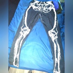 Painted skeleton leggings